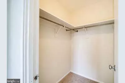 205 Yoakum Parkway #810, Alexandria, VA 22304 - Photo 5