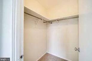 205 Yoakum Pkwy, Alexandria, VA 22304 - Photo 5
