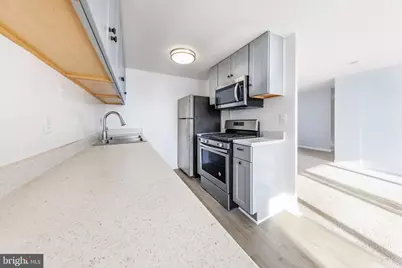 4600 Duke Street #413, Alexandria, VA 22304 - Photo 5