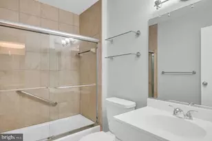 250 S Reynolds St, Alexandria, VA 22304 - Photo 19