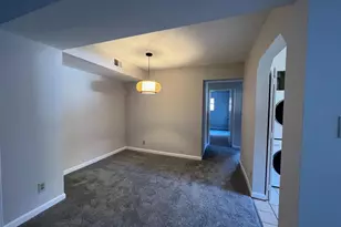 2704 Dartmouth Rd, Alexandria, VA 22314 - Photo 5