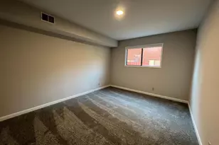 2704 Dartmouth Rd, Alexandria, VA 22314 - Photo 15