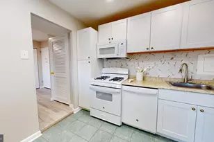 5340 Holmes Run Pkwy, Alexandria, VA 22304 - Photo 25