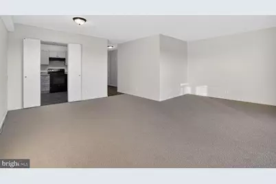 205 Yoakum Parkway #1102, Alexandria, VA 22304 - Photo 9