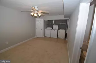 1342 Chetworth Ct, Alexandria, VA 22314 - Photo 13