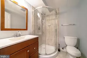234 Wesmond Dr, Alexandria, VA 22305 - Photo 51