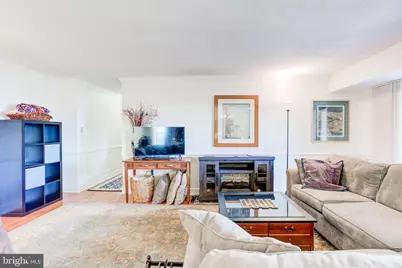 307 Yoakum Parkway #1125, Alexandria, VA 22304 - Photo 9
