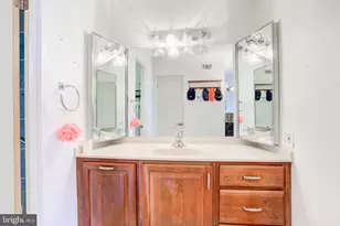 307 Yoakum Pkwy, Alexandria, VA 22304 - Photo 29