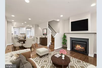 918 Pete Jones Way, Alexandria, VA 22314 - Photo 15