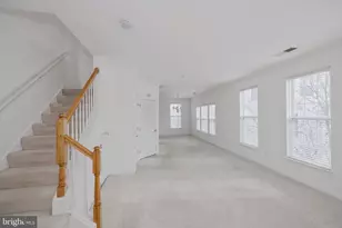 5108 English Terrace, Alexandria, VA 22304 - Photo 3