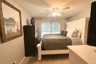 3306 Wyndham Cir, Alexandria, VA 22302 - Photo 9
