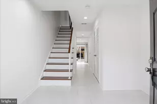 5118 Woodmire Ln, Alexandria, VA 22311 - Photo 3