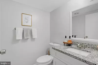 5300 Holmes Run Parkway #1413, Alexandria, VA 22304 - Photo 17