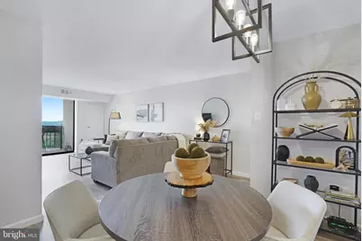 5300 Holmes Run Parkway #1413, Alexandria, VA 22304 - Photo 9