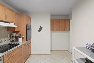 205 Yoakum Pkwy, Alexandria, VA 22304 - Photo 15