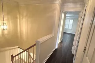 1306 Roundhouse Ln, Alexandria, VA 22314 - Photo 13