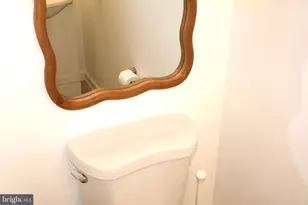 5934 Mayflower Ct, Alexandria, VA 22312 - Photo 9