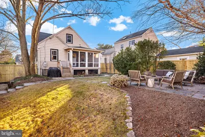 1 W Oak Street, Alexandria, VA 22301 - Photo 43