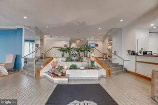 5340 Holmes Run Pkwy, Alexandria, VA 22304 - Photo 21