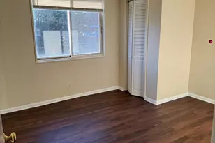 5340 Holmes Run Pkwy, Alexandria, VA 22304 - Photo 17