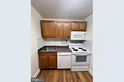 5340 Holmes Run Parkway #119, Alexandria, VA 22304 - Photo 9