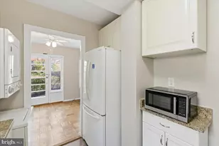 1737 Preston Rd, Alexandria, VA 22302 - Photo 9