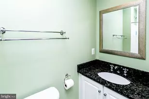 428 John Carlyle St, Alexandria, VA 22314 - Photo 25