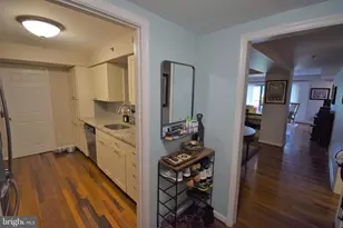 610 N West St, Alexandria, VA 22314 - Photo 5