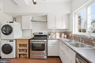 3608 Greenway Pl, Alexandria, VA 22302 - Photo 15