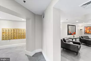 545 Braddock Road E, Alexandria, VA 22314 - Photo 9