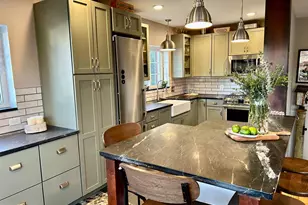 1649 Fitzgerald Ln, Alexandria, VA 22302 - Photo 5