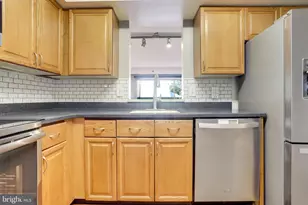 545 E Braddock Rd, Alexandria, VA 22314 - Photo 11