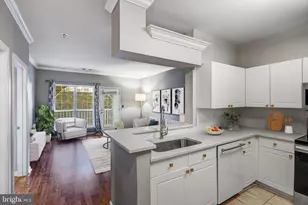 4560 Strutfield Ln, Alexandria, VA 22311 - Photo 1