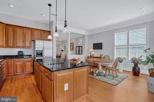 708 Day Ln, Alexandria, VA 22314 - Photo 15
