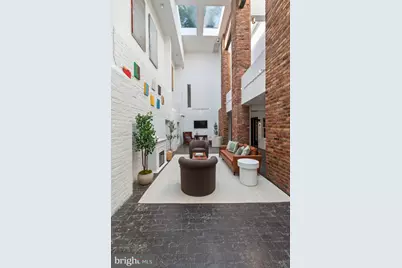 207 S Patrick Street #104, Alexandria, VA 22314 - Photo 21