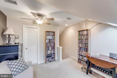 519 Tobacco Quay, Alexandria, VA 22314 - Photo 17