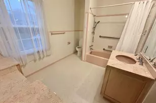 513 Cathedral Dr, Alexandria, VA 22314 - Photo 17