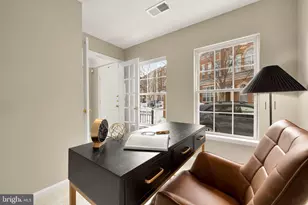 168 Martin Ln, Alexandria, VA 22304 - Photo 5