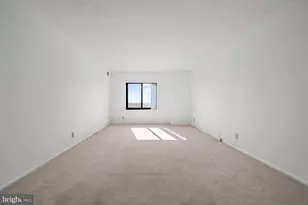 307 Yoakum Pkwy, Alexandria, VA 22304 - Photo 25