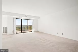 307 Yoakum Pkwy, Alexandria, VA 22304 - Photo 9