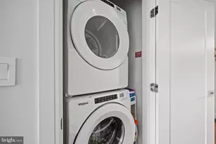 625 Slaters Ln, Alexandria, VA 22314 - Photo 41