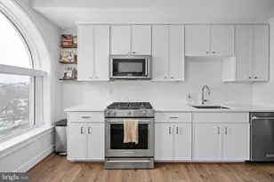 625 Slaters Ln, Alexandria, VA 22314 - Photo 23