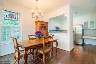 4651 Longstreet Ln, Alexandria, VA 22311 - Photo 5