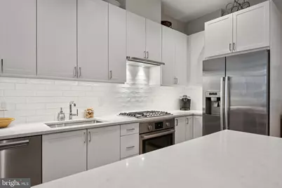 925 N Fairfax Street #104, Alexandria, VA 22314 - Photo 9