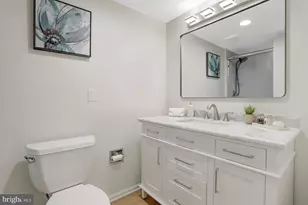 307 Yoakum Pkwy, Alexandria, VA 22304 - Photo 13