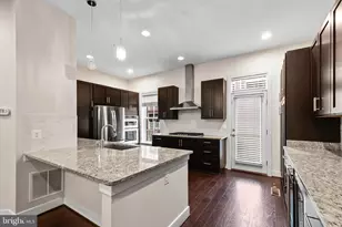 1417 Van Valkenburgh Ln, Alexandria, VA 22301 - Photo 15