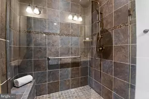 716 Diamond Ave, Alexandria, VA 22301 - Photo 21