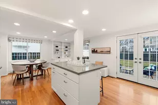 2700 Cameron Mills Rd, Alexandria, VA 22302 - Photo 11