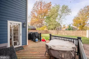 106 E Oxford Ave, Alexandria, VA 22301 - Photo 35