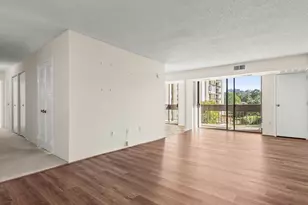 5300 Holmes Run Pkwy, Alexandria, VA 22304 - Photo 7